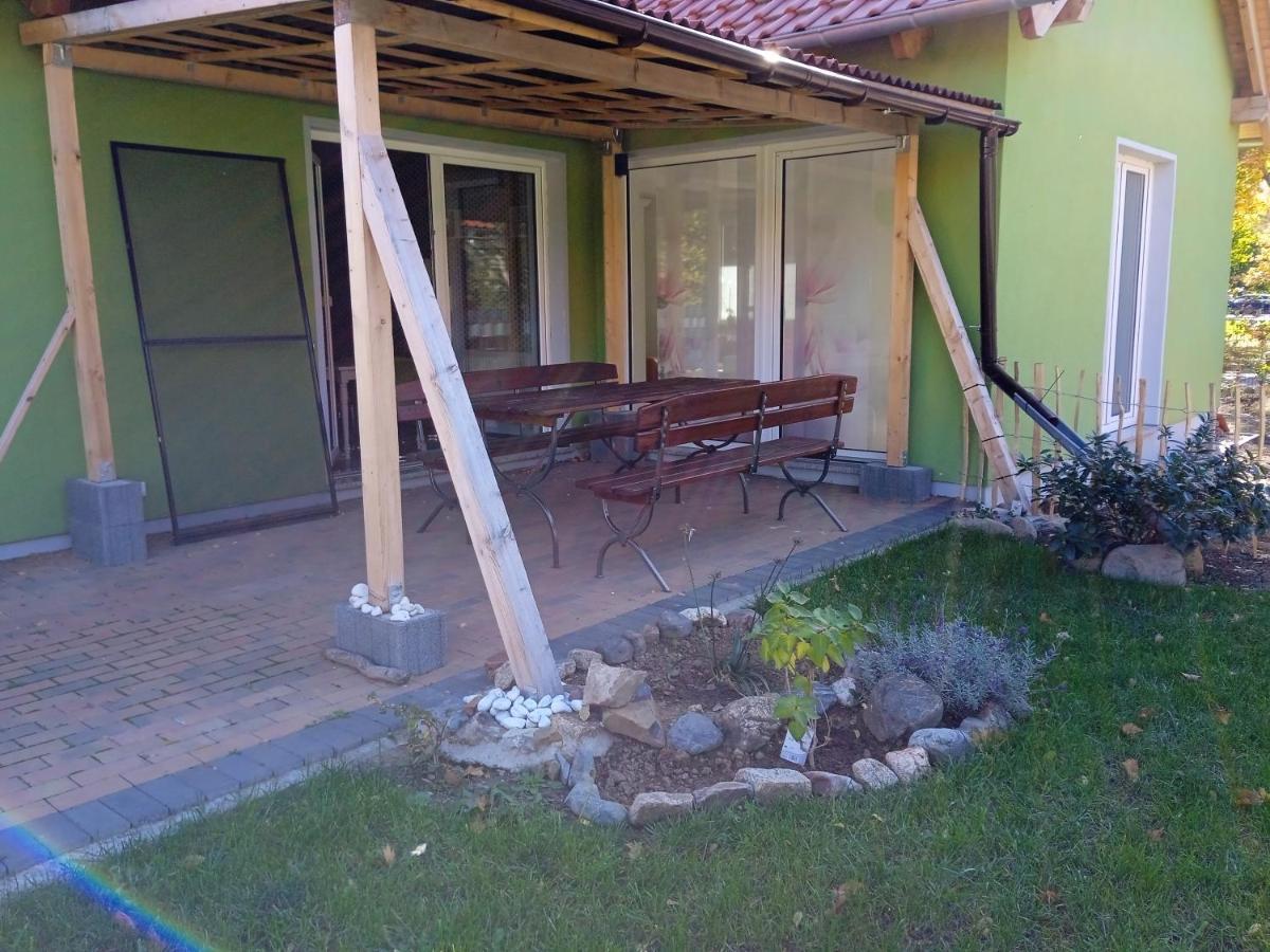 Ferienwohnung Apfeltraum ทาเลอ ภายนอก รูปภาพ